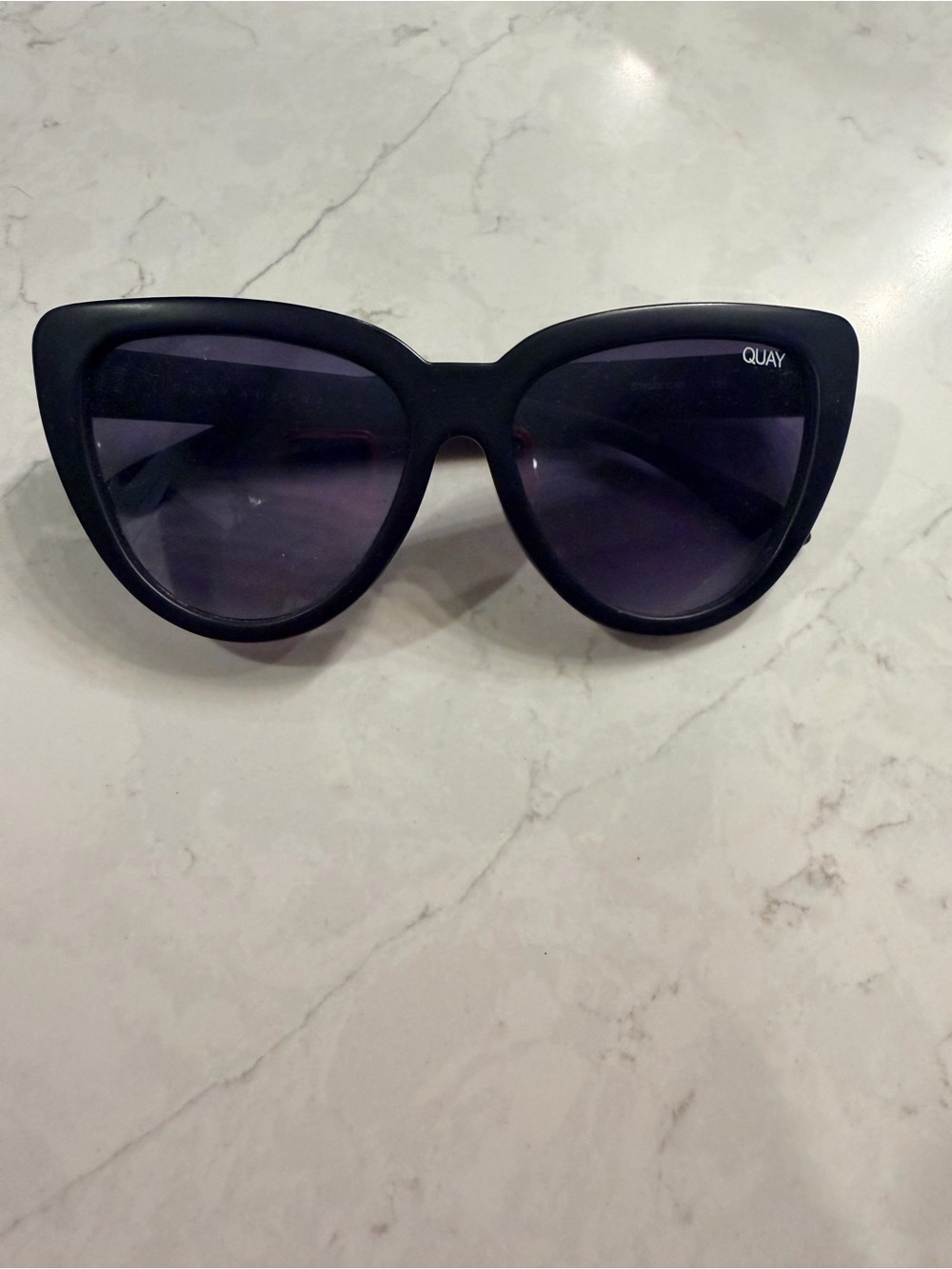 Quay Australia Black Cat-Eye Sunglasses with Dark Lenses